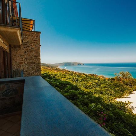 Aparthotel Residenza Golfo Degli Ulivi Caprioli Zewnętrze zdjęcie