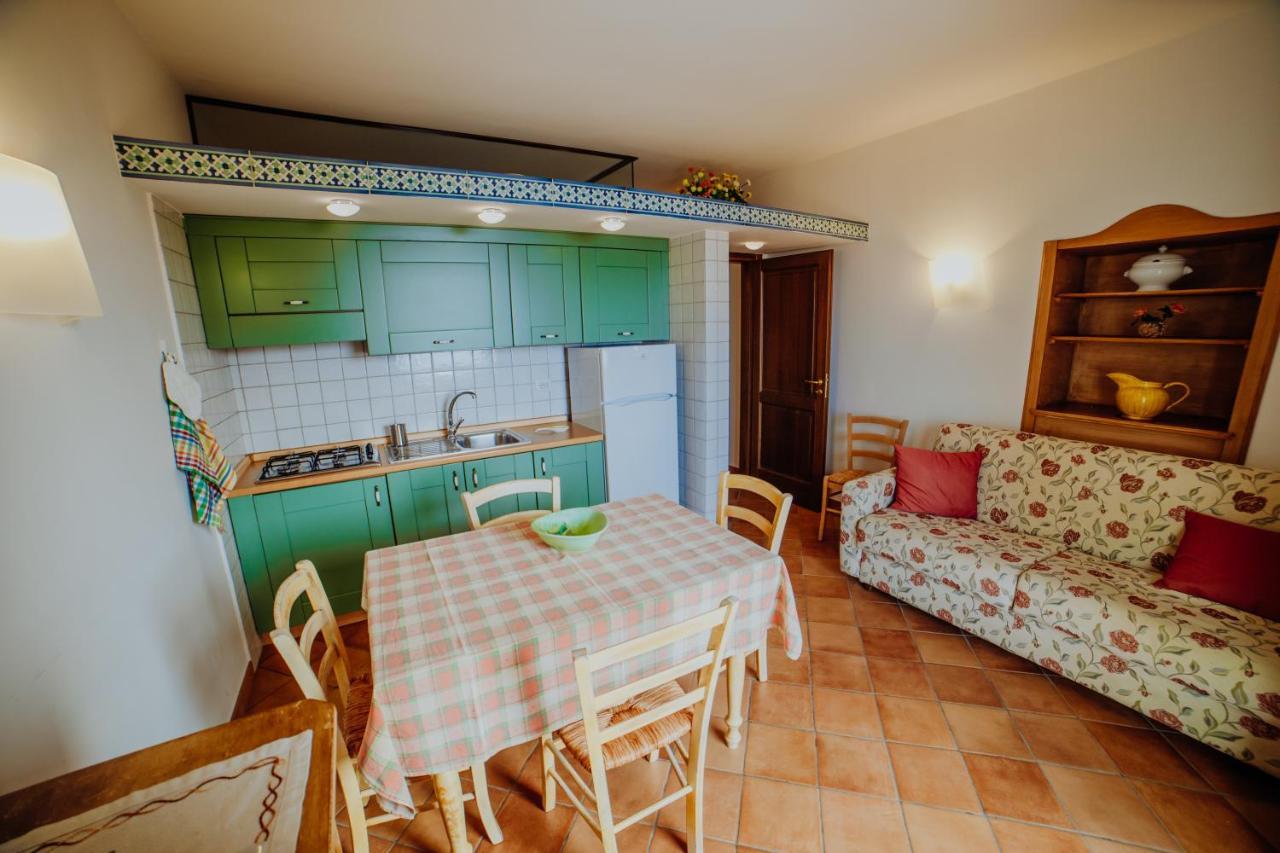 Aparthotel Residenza Golfo Degli Ulivi Caprioli Zewnętrze zdjęcie