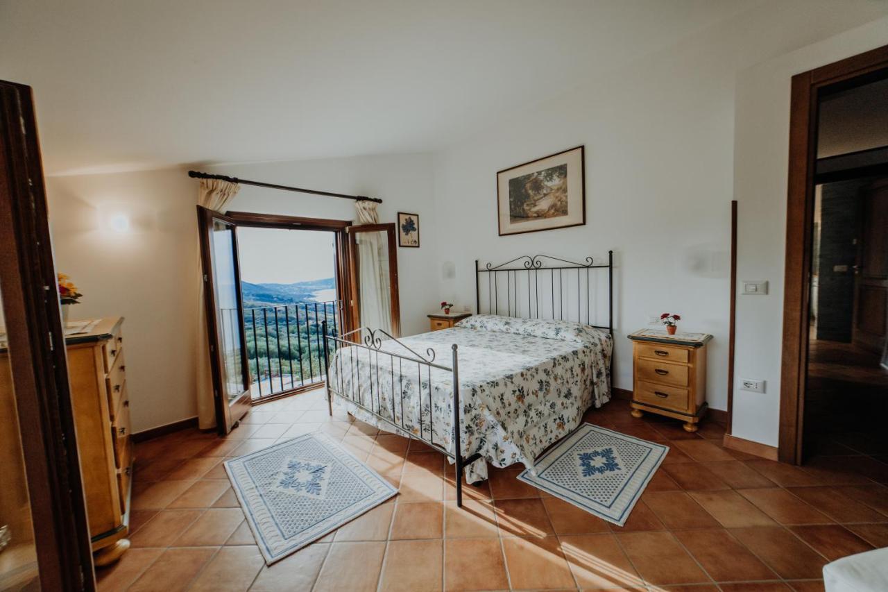 Aparthotel Residenza Golfo Degli Ulivi Caprioli Zewnętrze zdjęcie