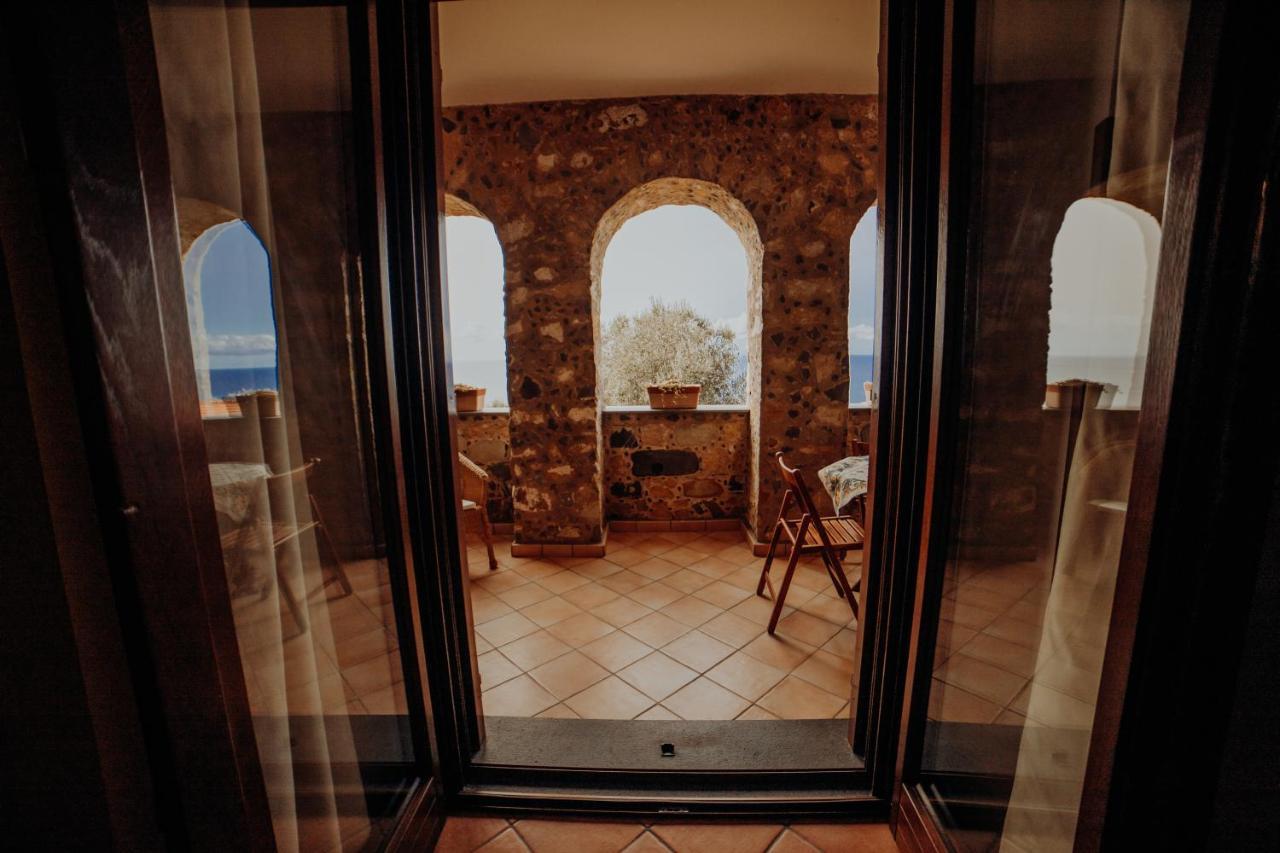 Aparthotel Residenza Golfo Degli Ulivi Caprioli Zewnętrze zdjęcie