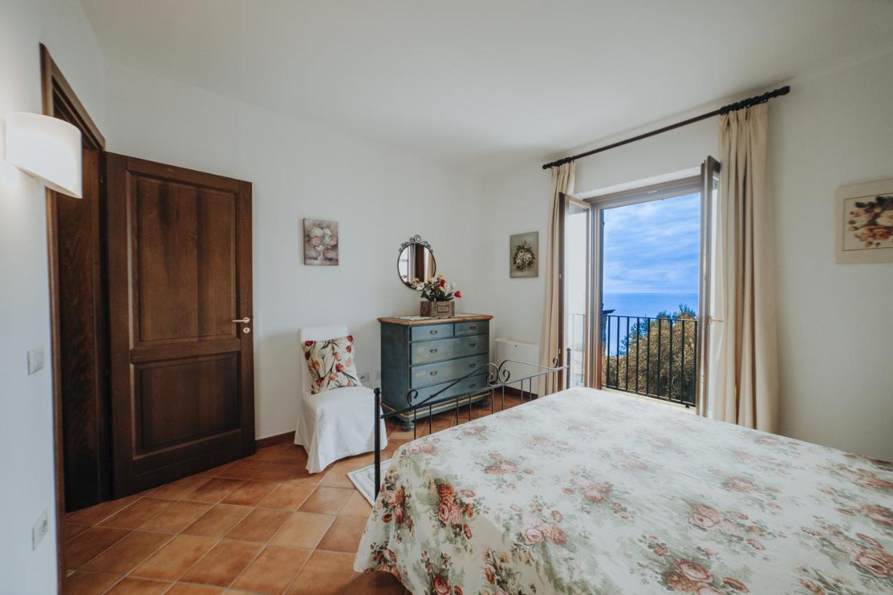 Aparthotel Residenza Golfo Degli Ulivi Caprioli Zewnętrze zdjęcie
