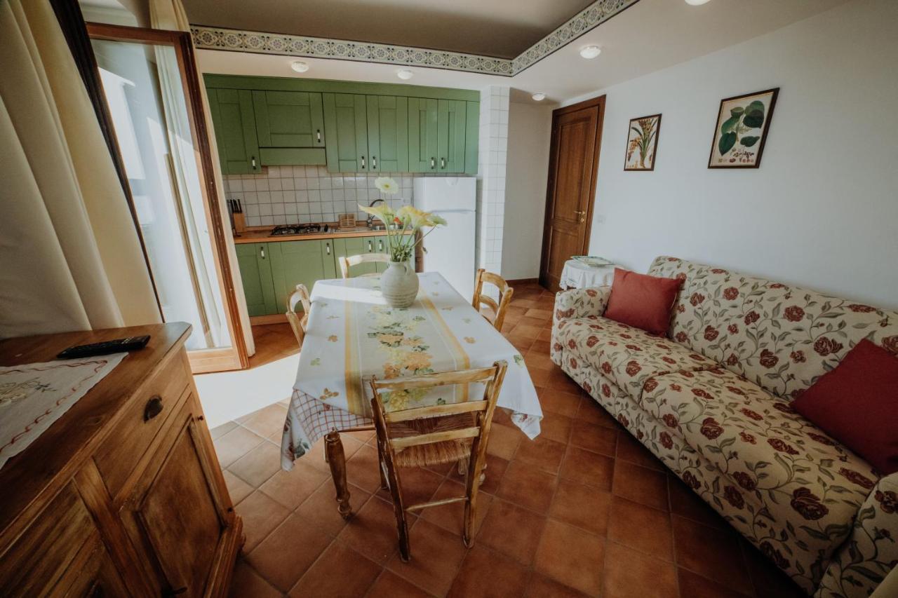 Aparthotel Residenza Golfo Degli Ulivi Caprioli Zewnętrze zdjęcie