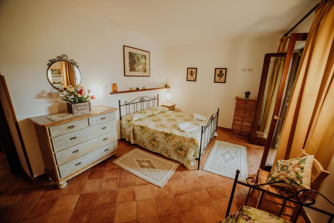 Aparthotel Residenza Golfo Degli Ulivi Caprioli Zewnętrze zdjęcie