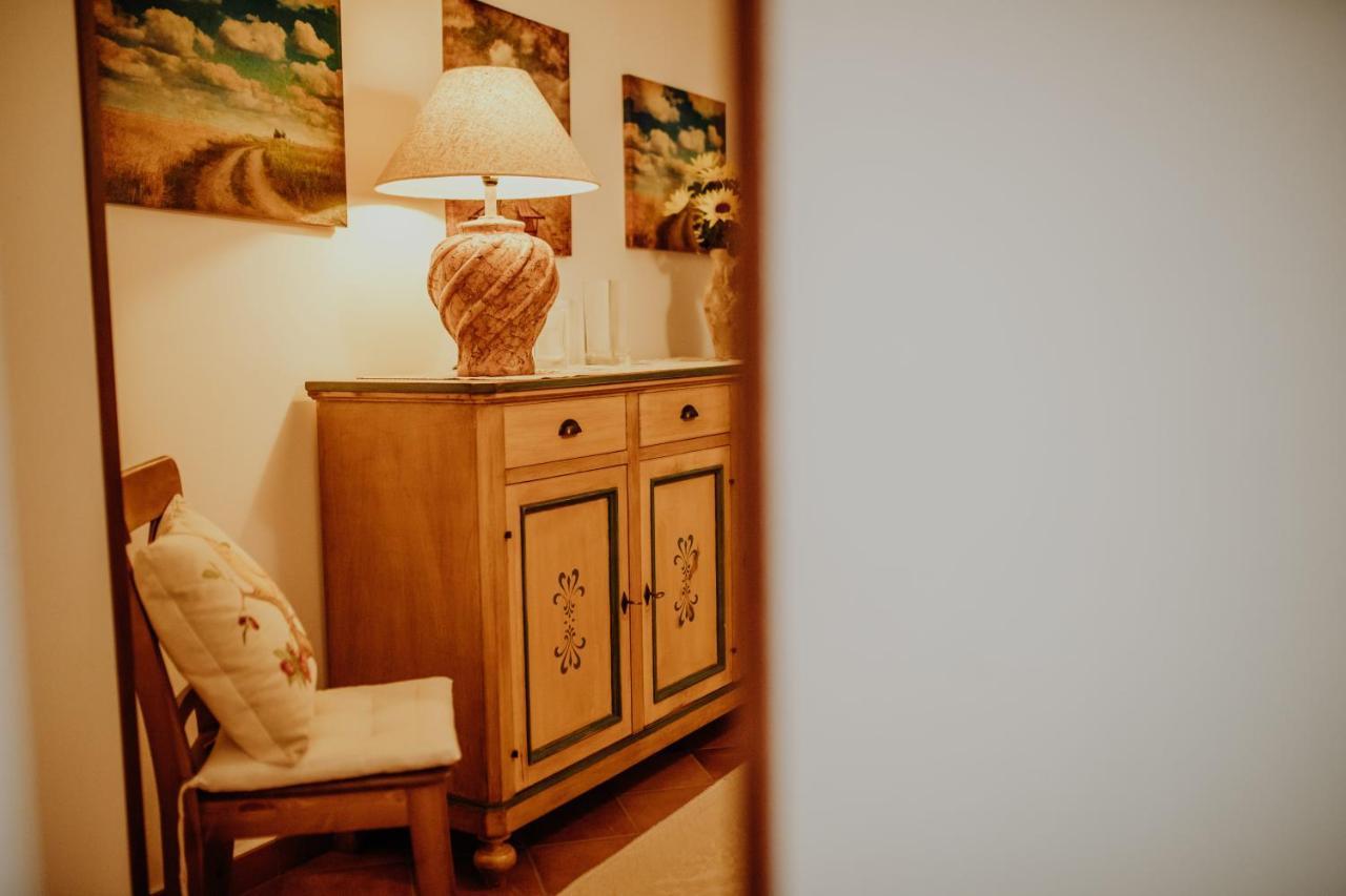 Aparthotel Residenza Golfo Degli Ulivi Caprioli Zewnętrze zdjęcie