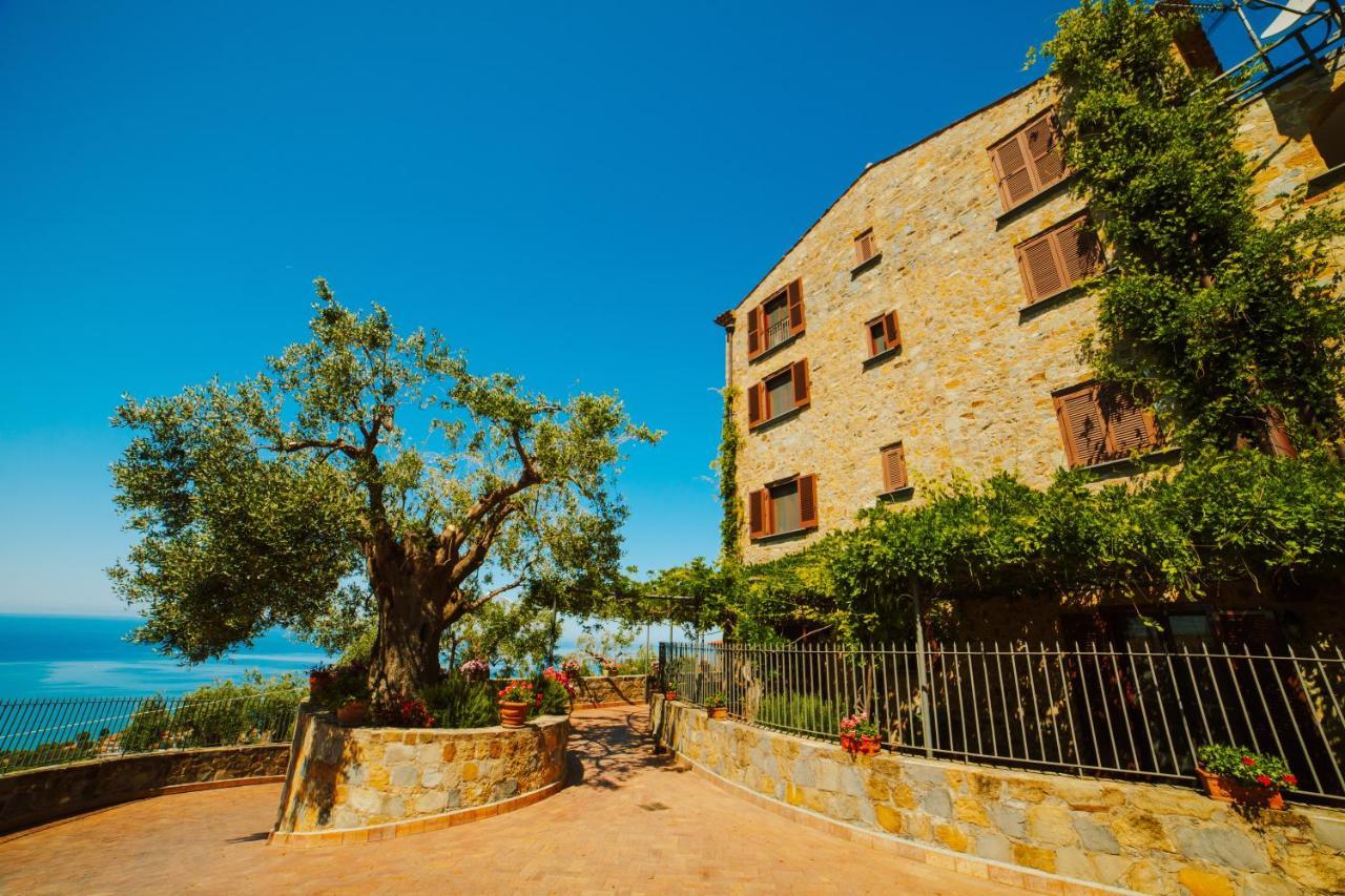Aparthotel Residenza Golfo Degli Ulivi Caprioli Zewnętrze zdjęcie