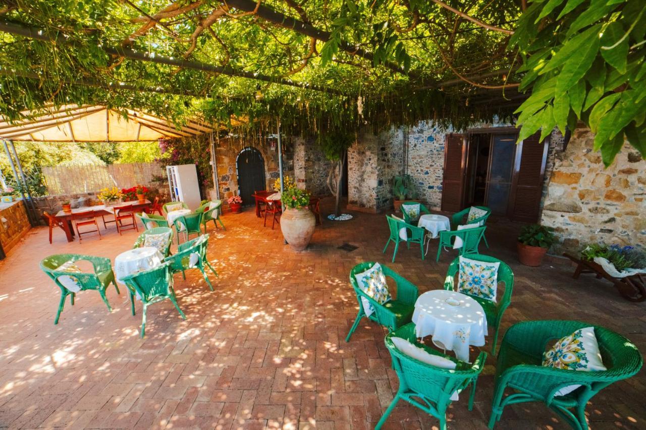 Aparthotel Residenza Golfo Degli Ulivi Caprioli Zewnętrze zdjęcie